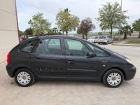 Usado Citroën Xsara Picasso Exclusive 110 CV (80 kW) 2008 Azul Monovolumen