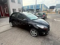 Usado Mazda 2 Active 90 CV (66 kW) 2010 Marrón Utilitario