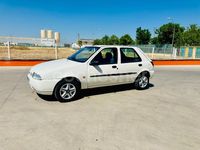 Usado Ford Fiesta 60 CV (44 kW) 1996 Blanco Utilitario