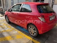 Usado Toyota Yaris Sport 90 CV (66 kW) 2011 Amarillo Utilitario