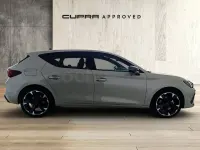 Usado Cupra Leon 150 CV (110 kW) 2025 Beige Berlina