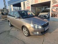 Usado Skoda Fabia Family 86 CV (63 kW) 2012 Gris Utilitario