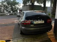Usado Volvo V40 102 CV (75 kW) 2002 Gris / plata Familiar