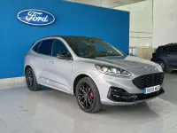 Usado Ford Kuga ST-Line X 224 CV (164 kW) 2023 Plateado SUV