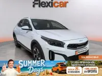 Usado Kia XCeed 120 CV (88 kW) 2023 Blanco SUV