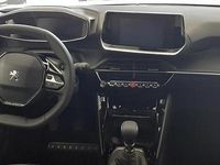 Usado Peugeot 2008 Allure 102 CV (75 kW) 2023 Blanc nacre SUV