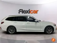 Usado BMW 318 150 CV (110 kW) 2022 Blanco Familiar