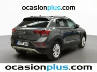 Usado VW T-Roc Life 110 CV (80 kW) 2024 Gris SUV