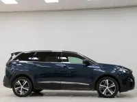 Usado Peugeot 5008 GT-line 120 CV (88 kW) 2017 Azul