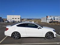 Usado Mercedes C220 170 CV (125 kW) 2015 Blanco Coupe