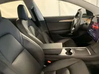Usado Tesla Model 3 Standard Range 239 kW (325 CV) 2022 Blanco Berlina
