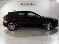 Usado Seat Leon FR 204 CV (150 kW) 2025 Negro Berlina