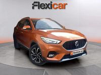 Usado MG ZS Luxury 111 CV (81 kW) 2023 Naranja Berlina