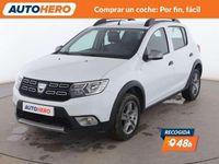 Usado Dacia Sandero Comfort 90 CV (66 kW) 2019 Blanco Utilitario