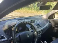 Usado Renault Mégane LIMITED 110 CV (80 kW) 2014 Negro Berlina