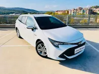 Usado Toyota Corolla Business Edition 122 CV (89 kW) 2021 Blanco Familiar