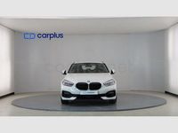 Usado BMW 118 136 CV (100 kW) 2021 Pintura sólida alpinweiss Utilitario