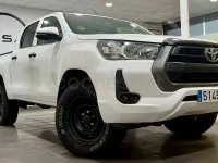 Usado Toyota HiLux 150 CV (110 kW) 2021 Blanco Pickup/Camioneta