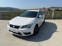 Usado Seat Leon Style 131 CV (96 kW) 2019 Blanco Utilitario