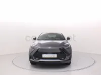 Usado Toyota C-HR Advance 140 CV (102 kW) 2025 Gris / plata SUV