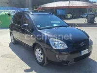 Usado Kia Carens 140 CV (102 kW) 2007 Negro Monovolumen