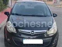 Usado Opel Corsa Color Edition 100 CV (73 kW) 2012 Negro Utilitario