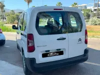 Usado Citroën Berlingo Live 102 CV (75 kW) 2022 Blanco Monovolumen