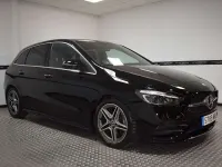 Usado Mercedes B200 150 CV (110 kW) 2023 Negro Monovolumen