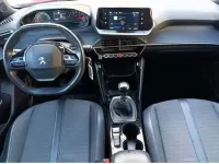 Usado Peugeot 2008 Allure 101 CV (74 kW) 2023 Rojo SUV