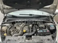 Usado Renault Clio IV Dynamique 90 CV (66 kW) 2013 Gris / plata Berlina