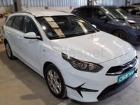 Usado Kia Ceed 136 CV (100 kW) 2023 Blanco Utilitario