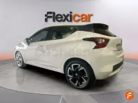 Usado Nissan Micra Acenta 92 CV (67 kW) 2021 Blanco Utilitario
