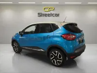 Usado Renault Captur Zen 110 CV (80 kW) 2016 Azul SUV