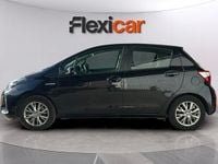 Usado Toyota Yaris Hybrid Active 100 CV (73 kW) 2019 Negro Utilitario