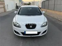 Usado Seat Leon Reference 105 CV (77 kW) 2010 Blanco Utilitario