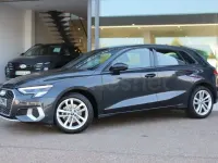 Usado Audi A3 Advanced Plus 110 CV (80 kW) 2022 Gris / plata Berlina
