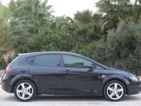 Usado Seat Leon Sport 140 CV (102 kW) 2006 Negro Utilitario