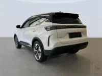 Nuevo Ebro s700 Luxury 279 CV (205 kW) 2026 Blanco + negro SUV