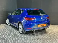 Usado Seat Leon FR 150 CV (110 kW) 2018 Azul Berlina
