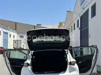 Usado Peugeot 308 Allure 130 CV (95 kW) 2022 Blanco Berlina