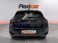 Usado Opel Astra Edition 110 CV (80 kW) 2022 Negro Utilitario