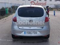 Usado Seat Altea Reference 105 CV (77 kW) 2006 Gris / plata Monovolumen
