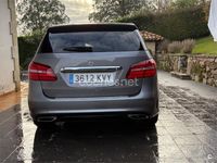 Usado Mercedes B200 136 CV (100 kW) 2020 Gris / plata Monovolumen