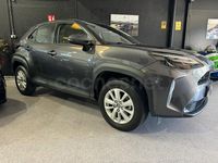 Usado Toyota Yaris Cross Active 116 CV (85 kW) 2023 Gris / plata SUV