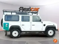 Usado Land Rover Defender 122 CV (89 kW) 2015 Blanco Familiar