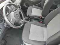 Usado VW Polo Advance 90 CV (66 kW) 2012 Gris / plata Berlina