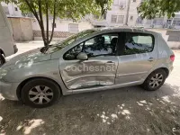 Usado Peugeot 307 110 CV (80 kW) 2003 Gris / plata Berlina