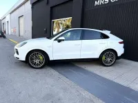 Usado Porsche Cayenne E-Hybrid Platinum Edition 462 CV (339 kW) 2023 Blanco SUV