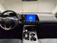 Usado Lexus NX350h Business Edition 242 CV (177 kW) 2023 Gris / plata SUV