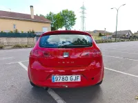 Usado Seat Leon Reference 85 CV (62 kW) 2008 Rojo Utilitario